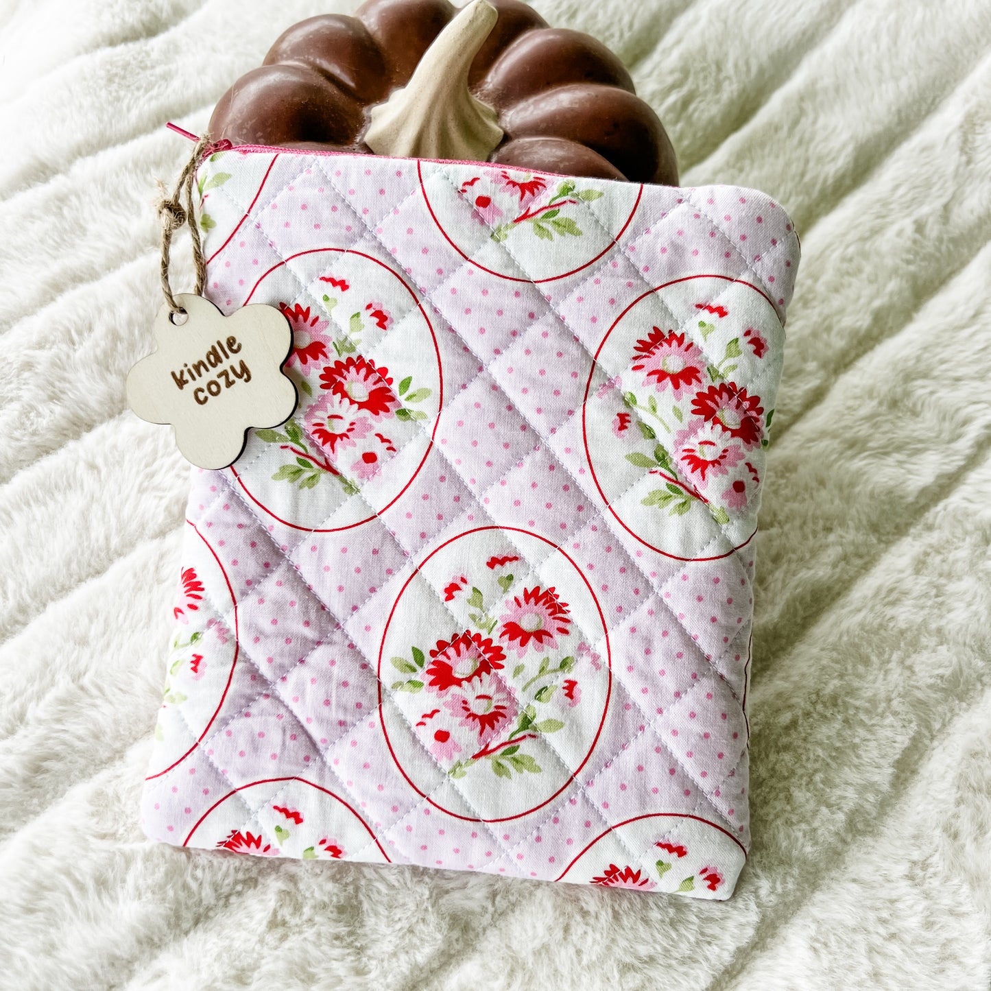 Kindle Quilted Sleeve - Rose